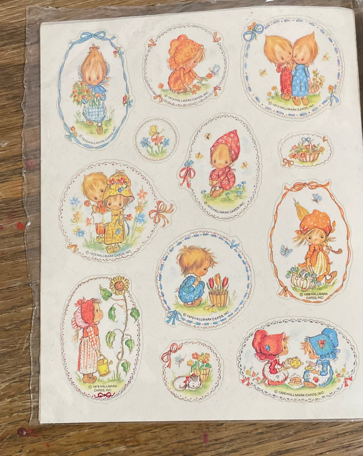 Legendary Famous Little Ladies Sticker Treasure Chest